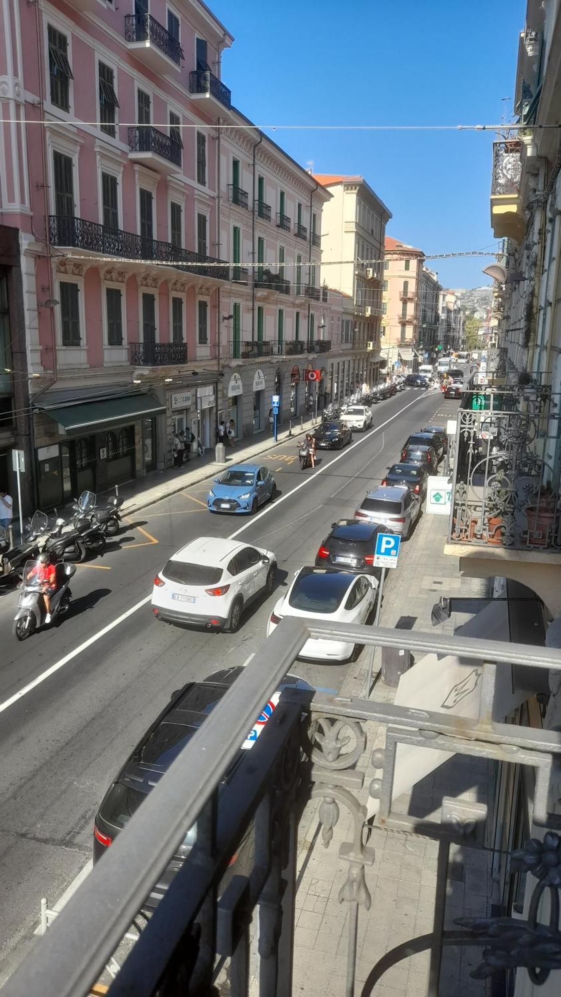 Appartamento Centralissimo San Remo Exterior foto